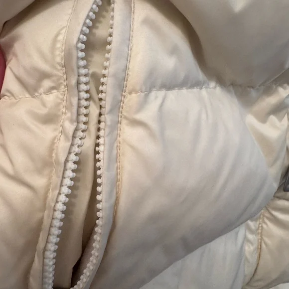 Polo by Ralph Lauren Cream Puffer Coat with Faux Fur Trim - Picture 4 of 8